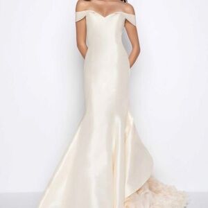 MacDuggal wedding/evening gown